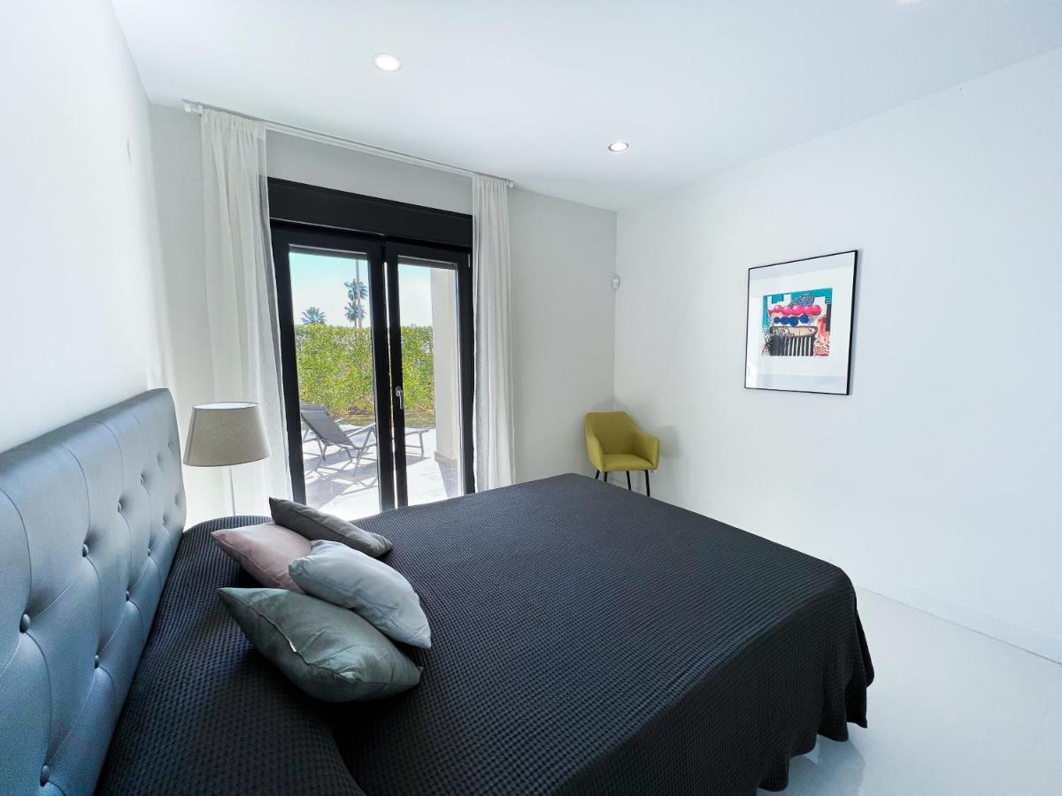 Apartment In Manilva, Just A Few Steps From The Beach ภายนอก รูปภาพ