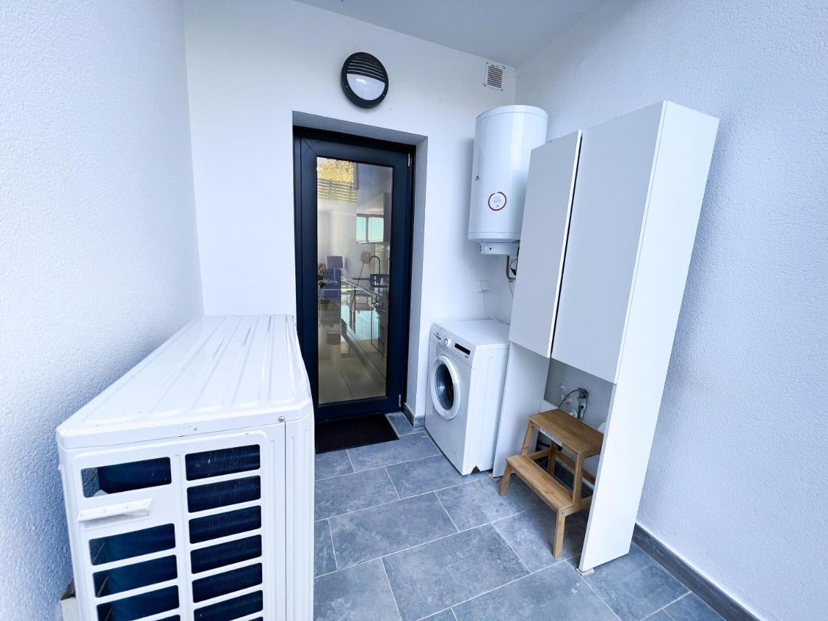 Apartment In Manilva, Just A Few Steps From The Beach ภายนอก รูปภาพ